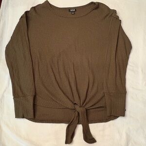 a.n.a Textured Knit Top in Green Women’s small